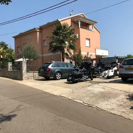 Ucka Apartamento