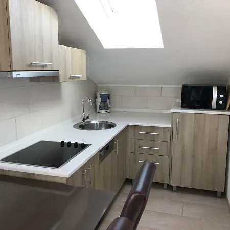 Ucka Apartmán *