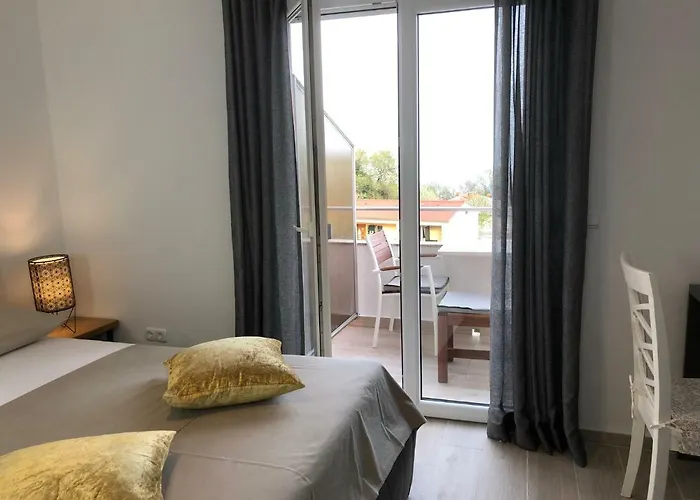 Apartment Ucka *